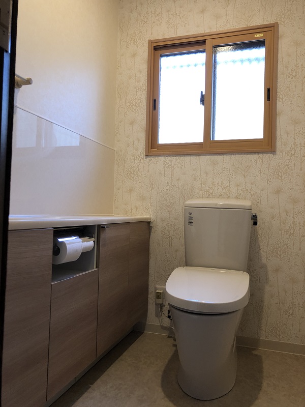 【倉敷市】トイレリフォームで統一感のある広い空間に