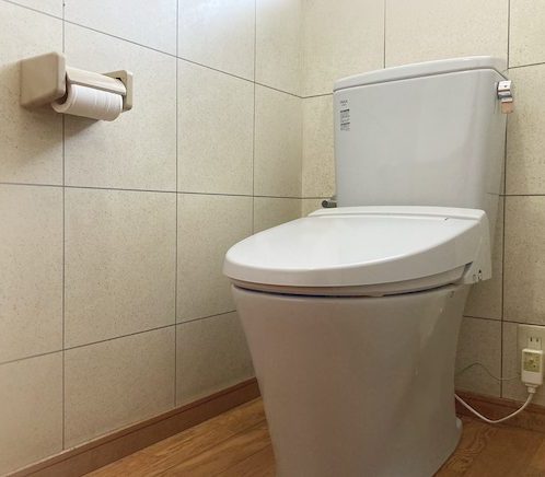 【倉敷市】トイレリフォームで便座の操作＆お手入れがラクラクに