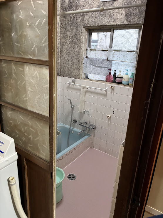 【倉敷市】浴室は床面だけでもリフォームできます！