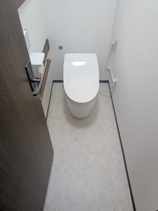 【倉敷市】内装含めトイレを一新！！